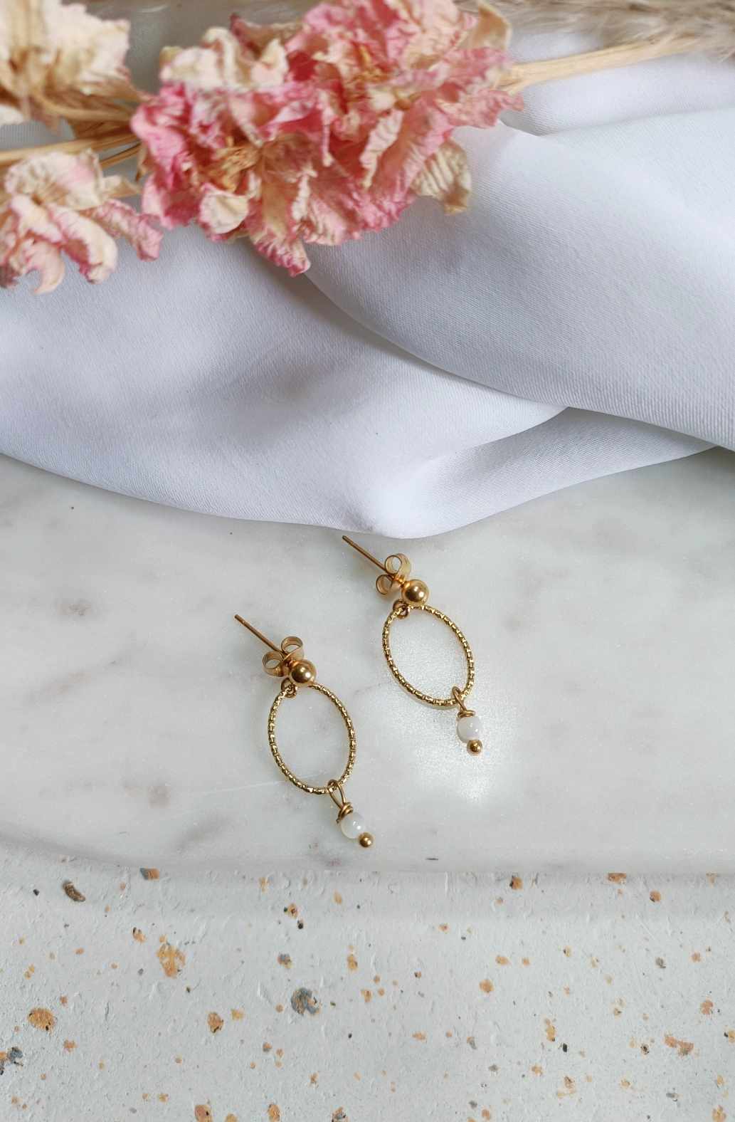 Boucles d'oreilles en acier inoxydable et perle de verre - Louisa